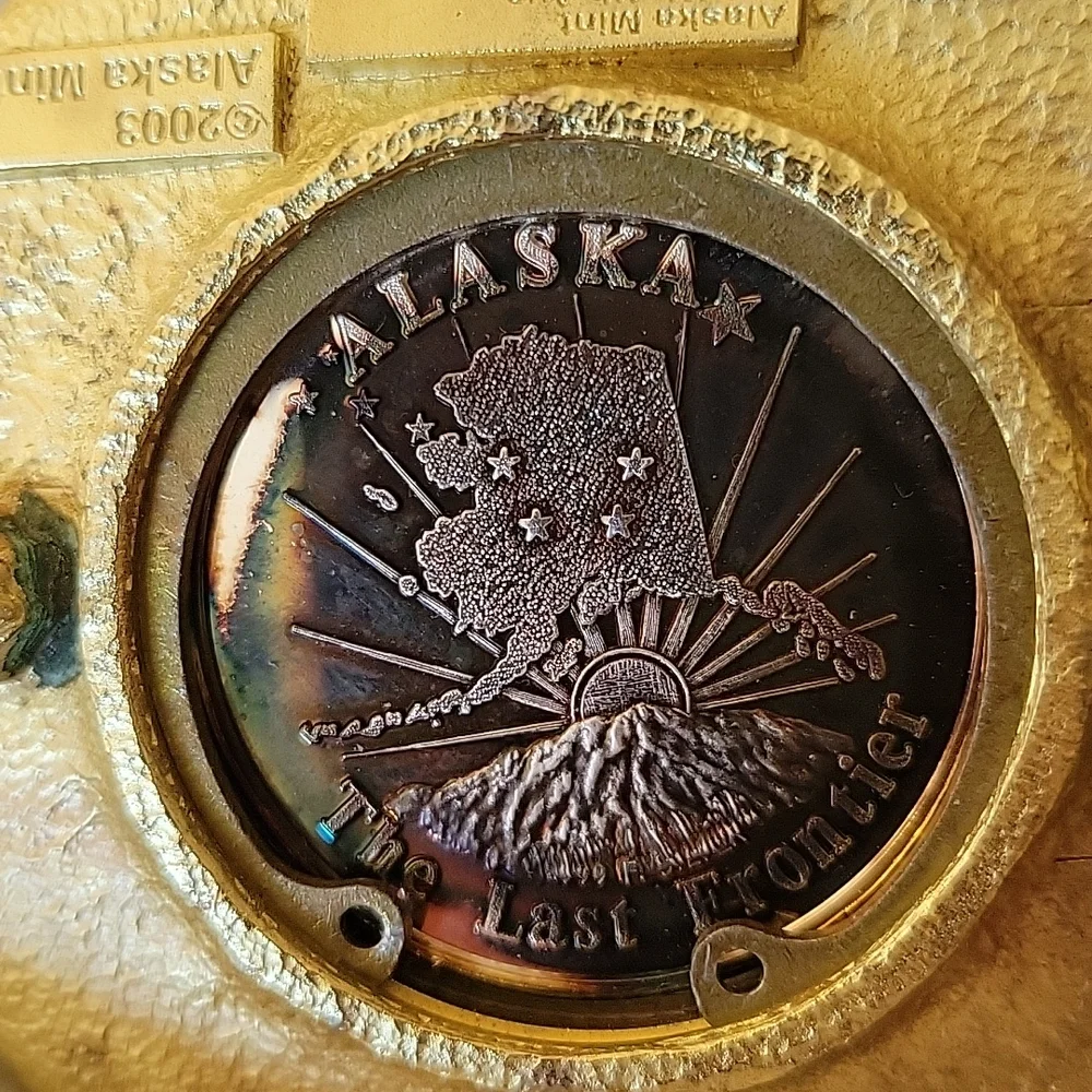 Alaska Mint Belt Buckle With Bear Tracks Coin